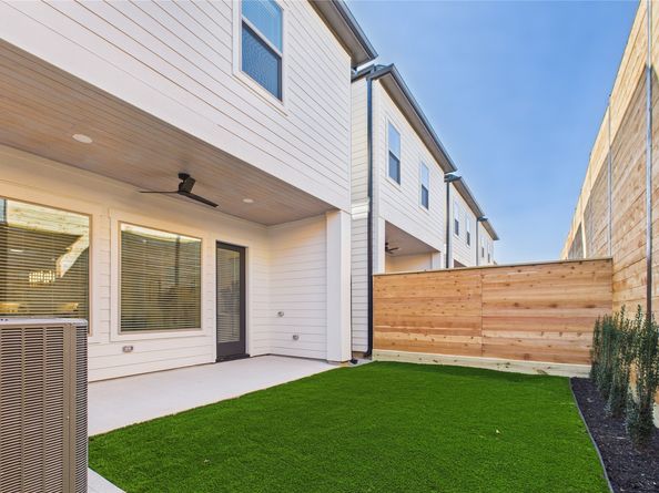 5410 Nolda Street C, Houston TX 77007