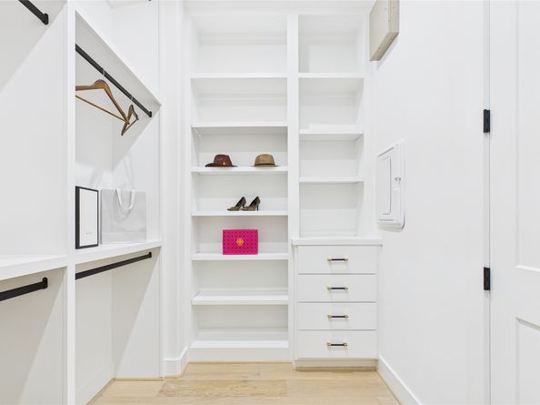 5410 Nolda Street C, Houston TX 77007