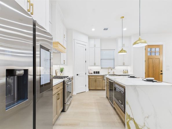 5410 Nolda Street C, Houston TX 77007