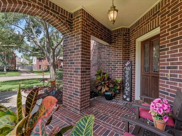 3005 Autumn Park Court, Friendswood TX 77546