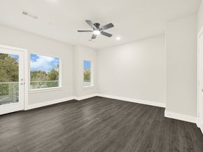 6713 Saint Augustine Street, Houston TX 77021