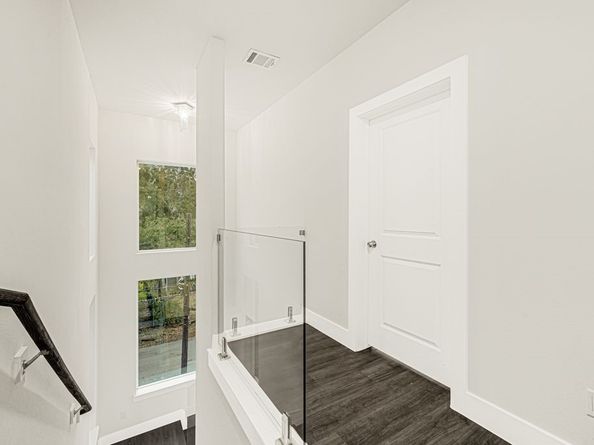 6713 Saint Augustine Street, Houston TX 77021