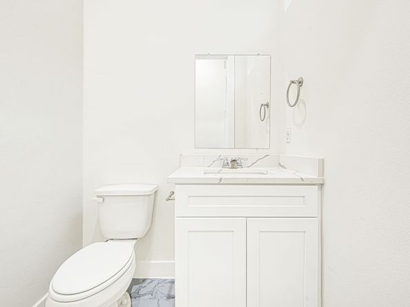 6713 Saint Augustine Street, Houston TX 77021