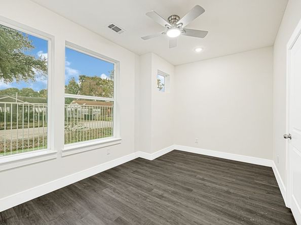 6713 Saint Augustine Street, Houston TX 77021