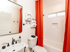 3608 Mcilhenny Street, Houston TX 77004