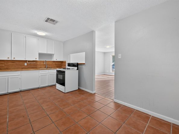 6746 Thornwall Street, Houston TX 77092