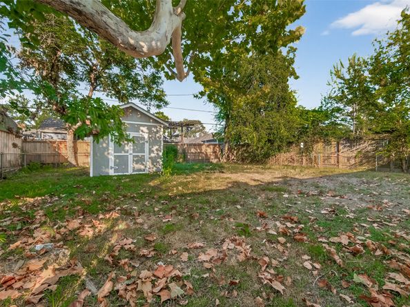 6746 Thornwall Street, Houston TX 77092
