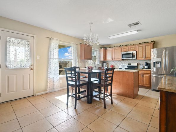 1818 Mickle Creek Drive, Houston TX 77049