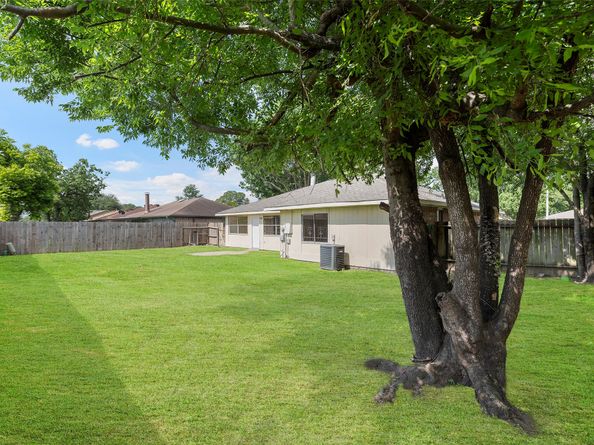 14118 Magnolia Springs Drive, Houston TX 77066