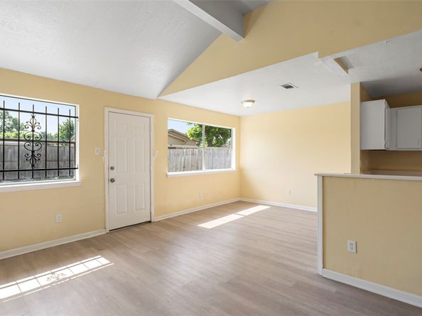 14118 Magnolia Springs Drive, Houston TX 77066