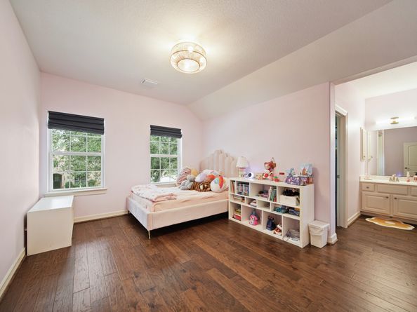 7418 Dresden Avenue, Sugar Land TX 77479