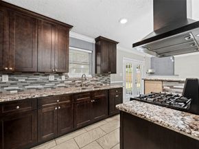 539 Edgebrook Drive, Houston TX 77034