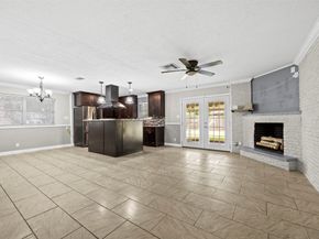 539 Edgebrook Drive, Houston TX 77034