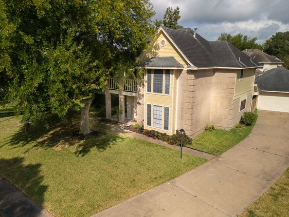 4131 Club Valley Drive, Houston TX 77082