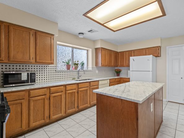 4131 Club Valley Drive, Houston TX 77082