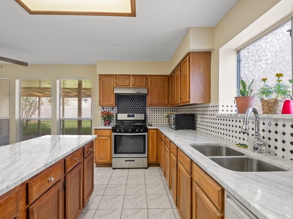 4131 Club Valley Drive, Houston TX 77082