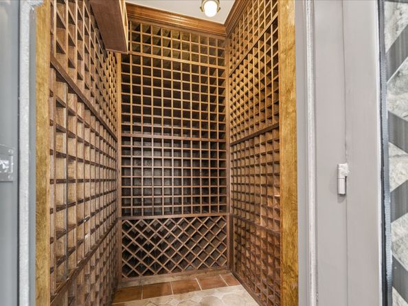 2330 Maroneal Street, Houston TX 77030