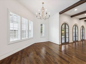 2330 Maroneal Street, Houston TX 77030