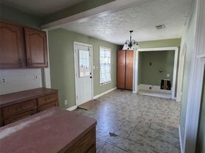 524 N Super Street, Houston TX 77011