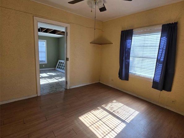 524 N Super Street, Houston TX 77011