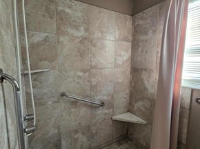 524 N Super Street, Houston TX 77011