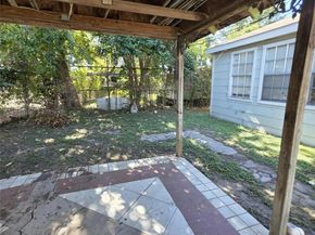 524 N Super Street, Houston TX 77011