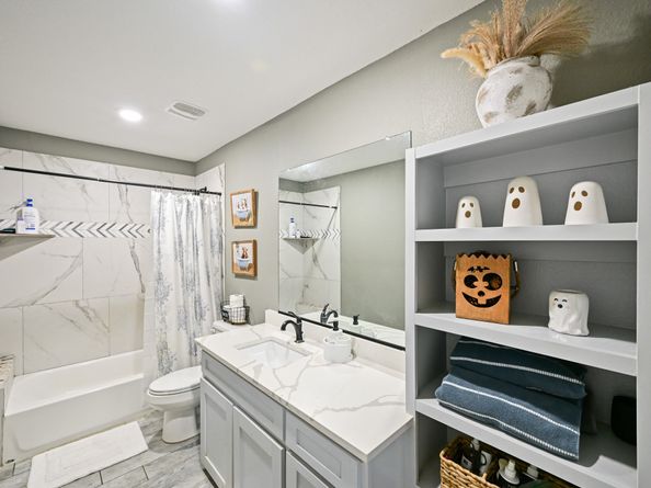 6518 Letcher Street, Houston TX 77028