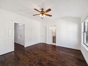 9026 Lakes At 610 Drive, Houston TX 77054