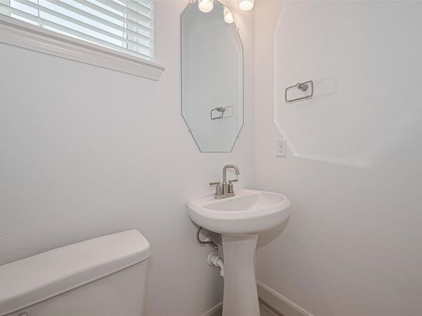 8913 Grovner Place, Houston TX 77055