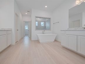8913 Grovner Place, Houston TX 77055