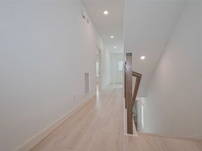8913 Grovner Place, Houston TX 77055