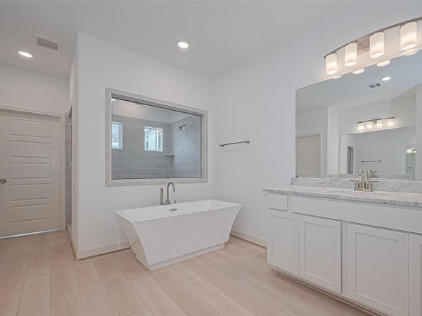 8913 Grovner Place, Houston TX 77055