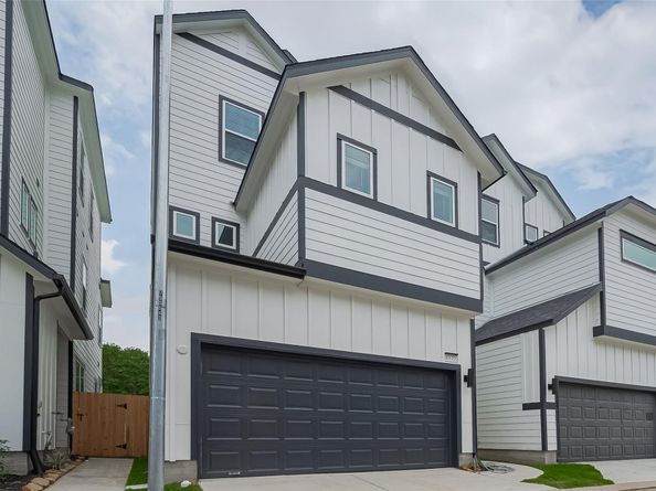 8913 Grovner Place, Houston TX 77055