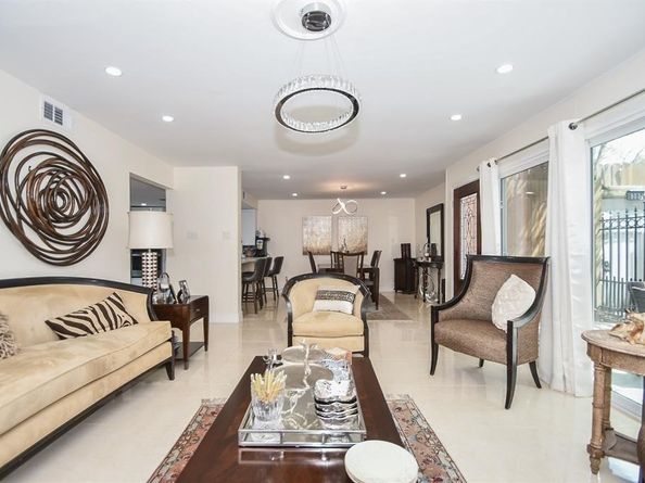 6304 Riverview Way, Houston TX 77057