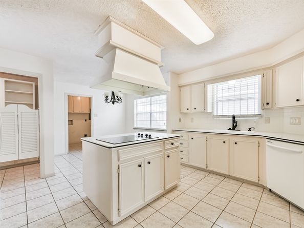 7603 Portal Drive, Houston TX 77071