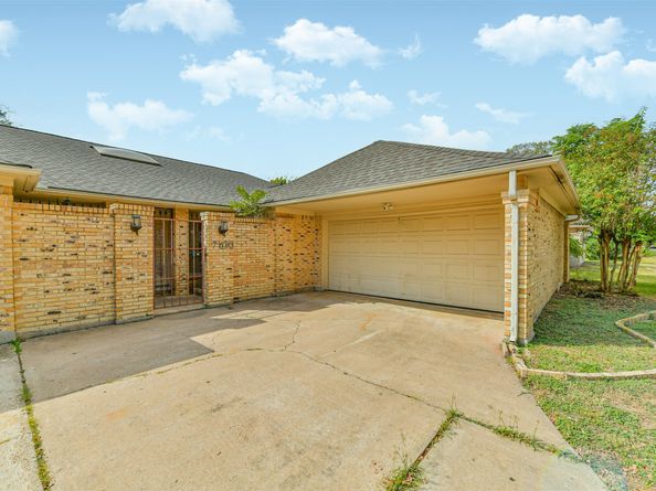 7603 Portal Drive, Houston TX 77071