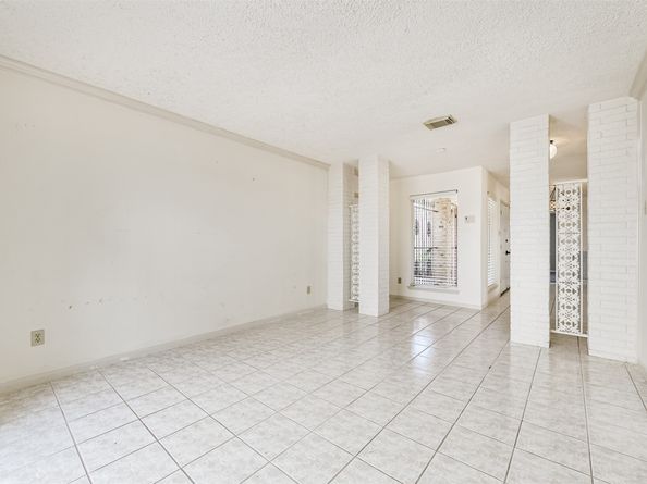 7603 Portal Drive, Houston TX 77071