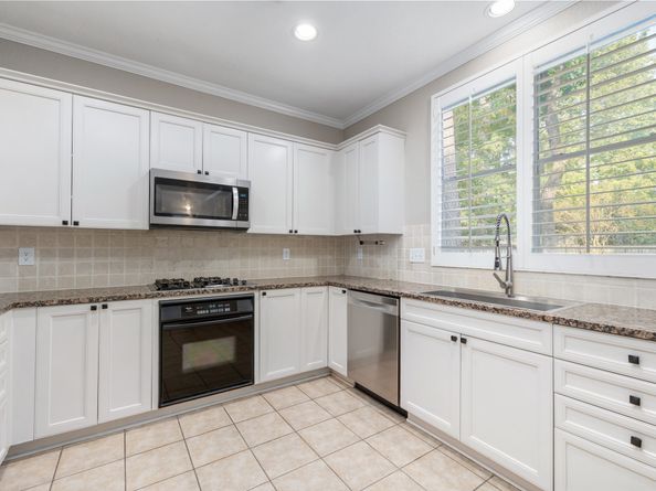 81 N Apple Springs Circle, The Woodlands TX 77382