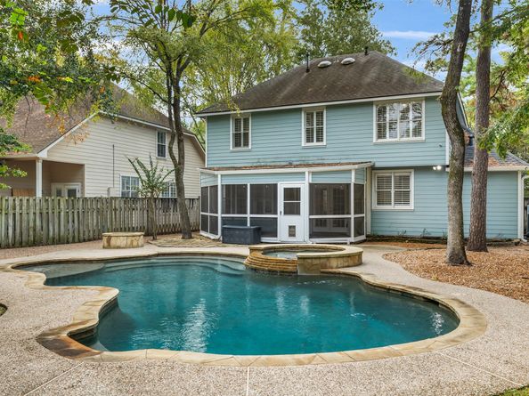 81 N Apple Springs Circle, The Woodlands TX 77382