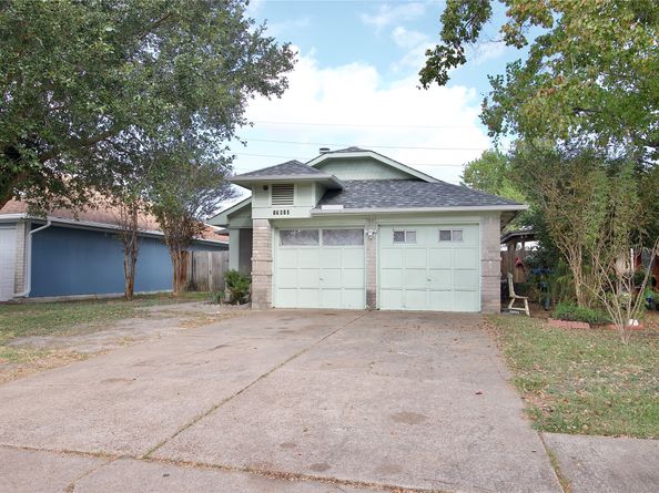 17610 Northhagen Drive, Houston TX 77084