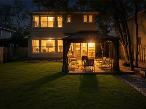 14 N Flickering Sun Circle, The Woodlands TX 77382