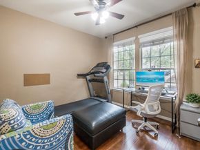 14 N Flickering Sun Circle, The Woodlands TX 77382