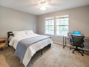 14 N Flickering Sun Circle, The Woodlands TX 77382