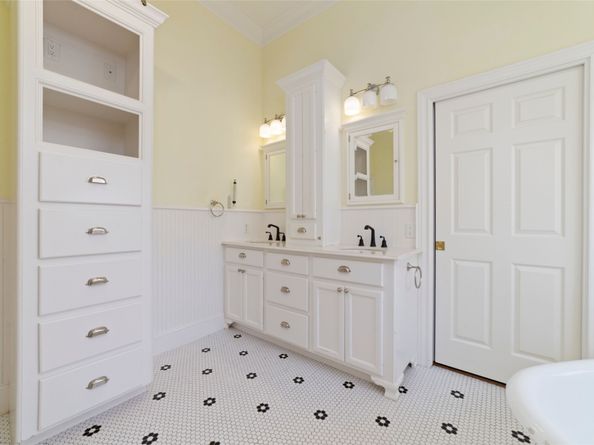 6511 Mesa Vista Court, Houston TX 77083