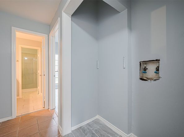 9707 Richmond Avenue 103, Houston TX 77042