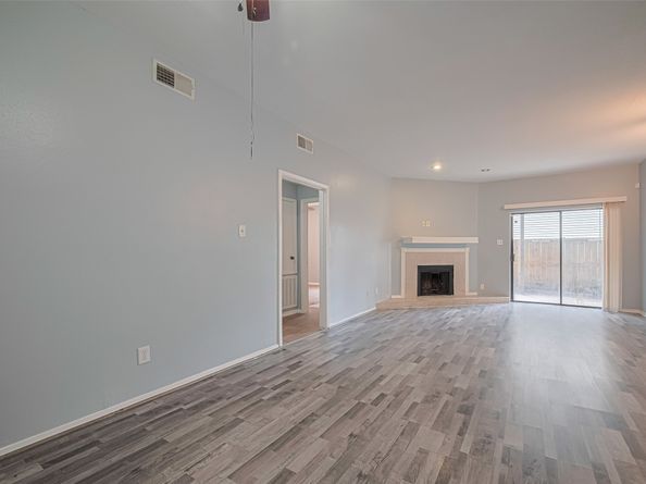9707 Richmond Avenue 103, Houston TX 77042