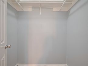 9707 Richmond Avenue 103, Houston TX 77042