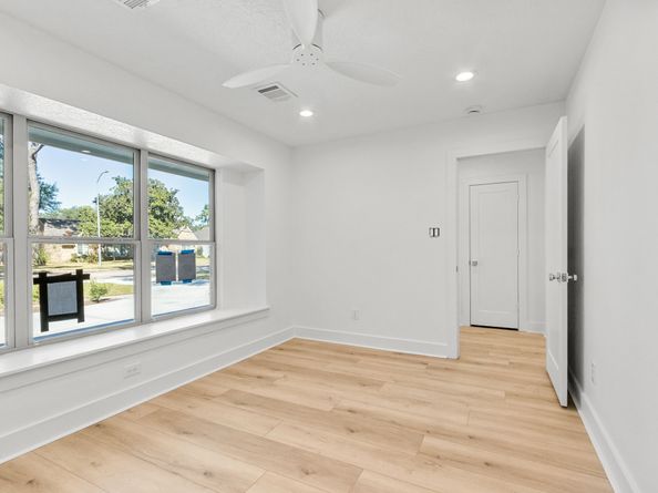 1726 Maux Dr Drive, Houston TX 77043