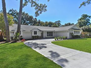 1726 Maux Dr Drive, Houston TX 77043