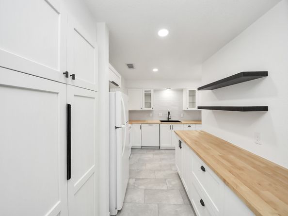 6601 Sands Point Drive 47, Houston TX 77074